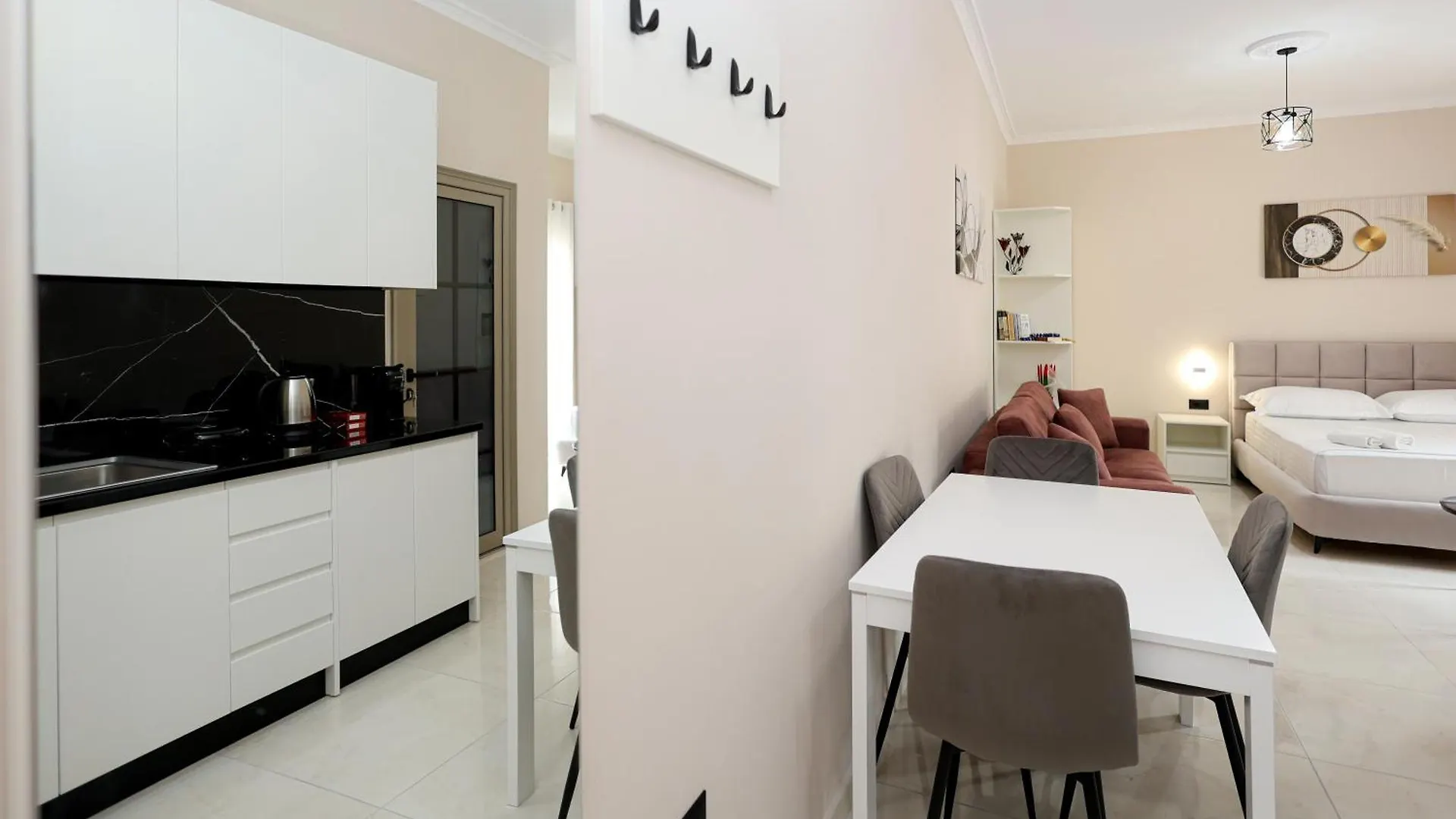 Saliasi Hotel&Apartament Polican 0*,  Albania