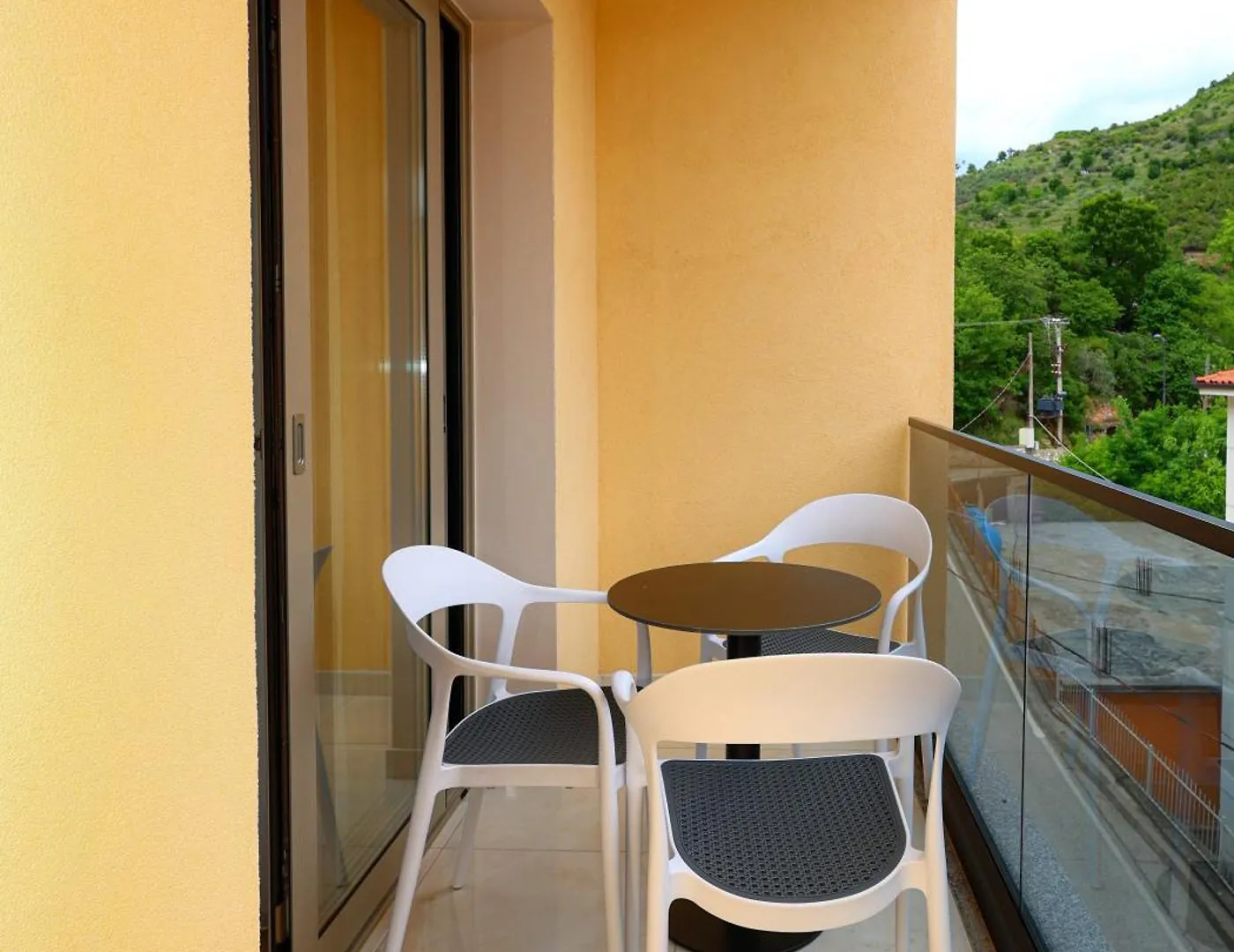 Saliasi Hotel&Apartament Polican 0*,  Albania