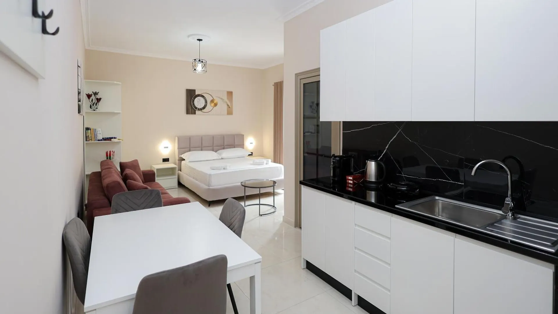 Saliasi Hotel&Apartament Polican 0*,  Albania