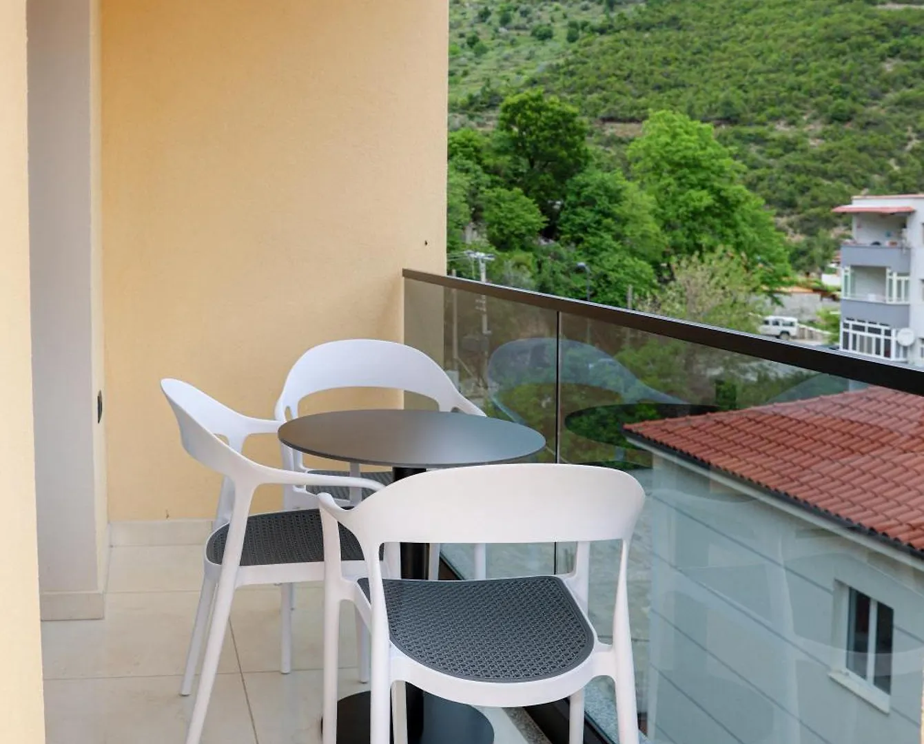 Saliasi Hotel&Apartament Polican Albania