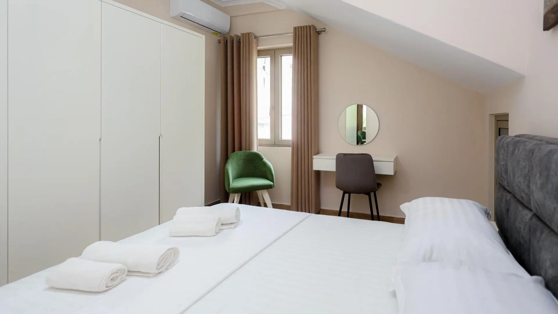 Aparthotel Saliasi Hotel&Apartament Polican