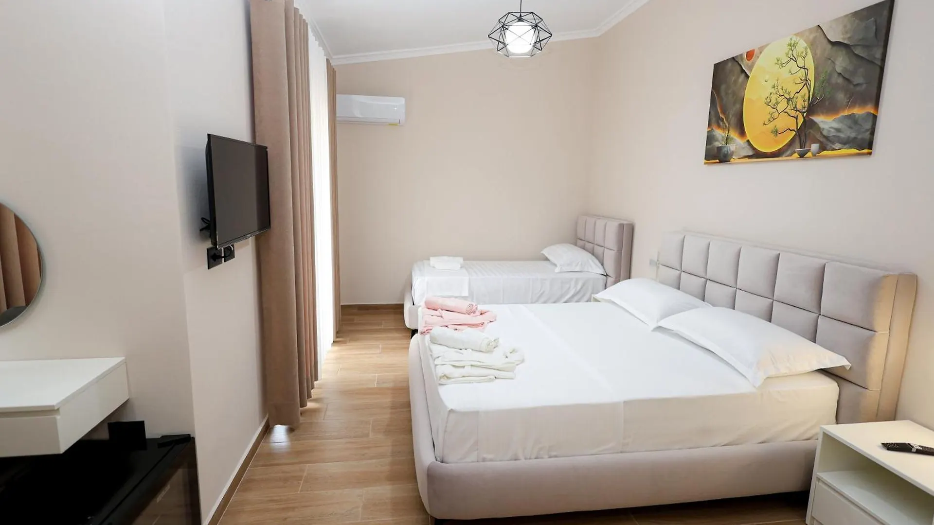 Saliasi Hotel&Apartament Polican